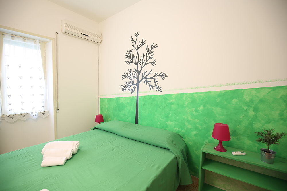 Guest house Next Stop Roma Affittacamere Casilino Rome