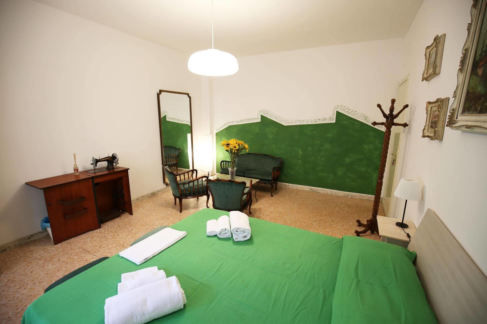 Next Stop Roma Affittacamere Casilino Guest house