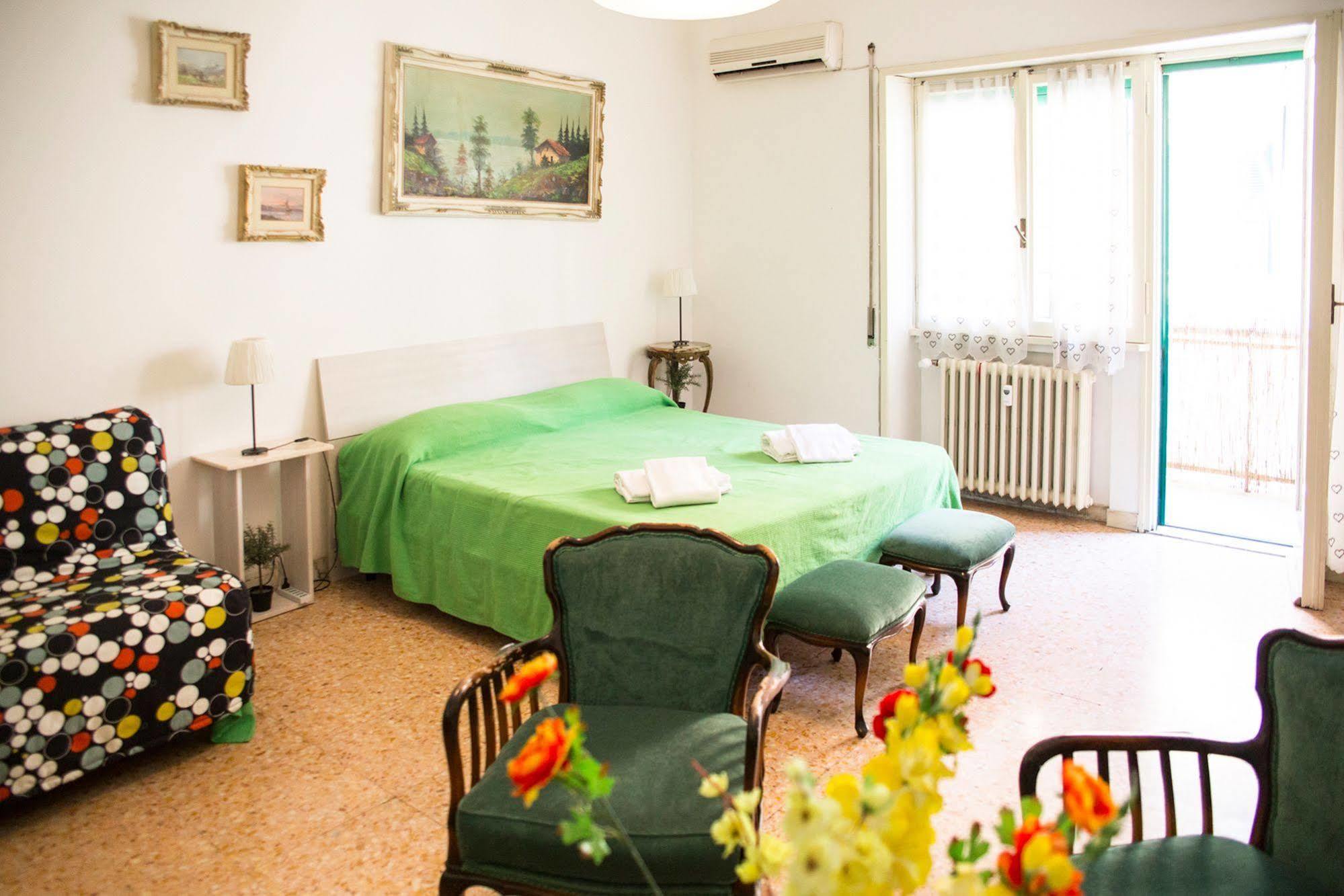 Next Stop Casilino 3* Roma