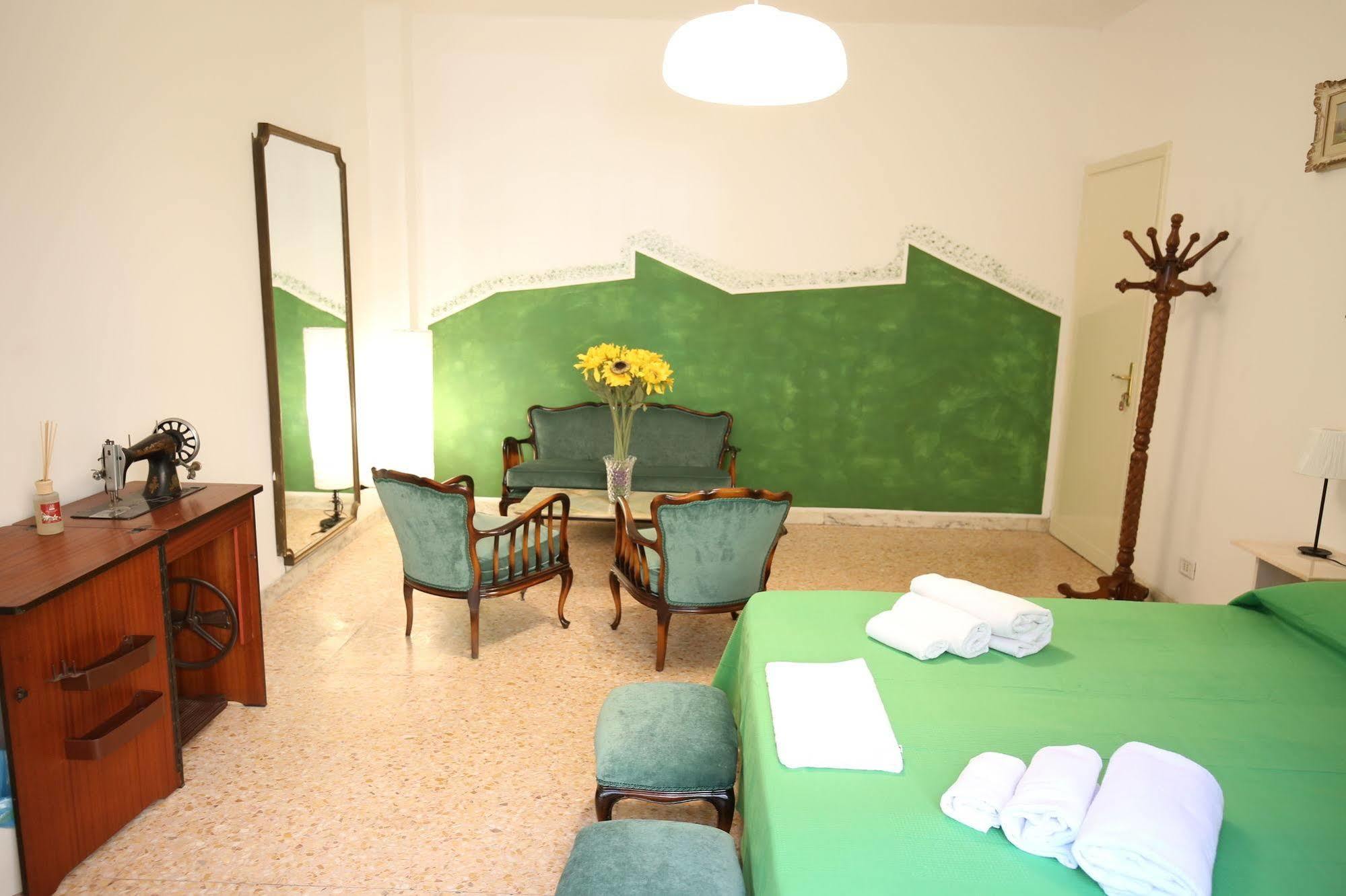 Affittacamere Next Stop Casilino 3*